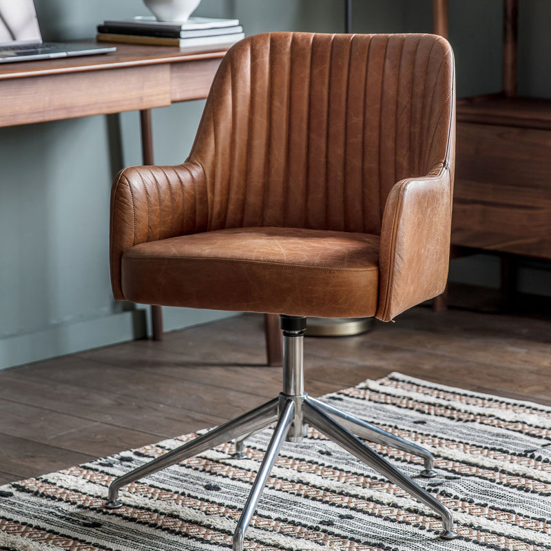 Curie Swivel Chair in Vintage Brown Leather
