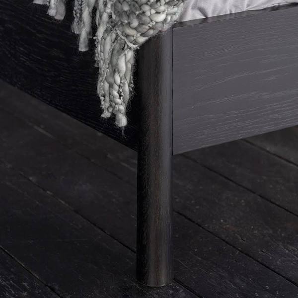Wycombe King Spindle Bed in Black